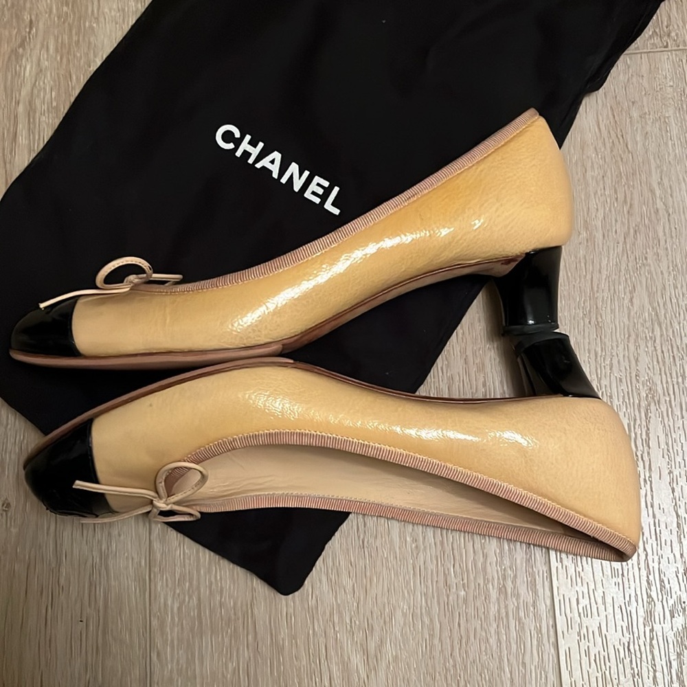 Vintage Chanel shoes size 38 1/2 - Picture 6 of 6
